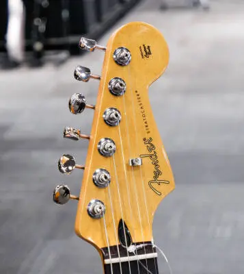 Fender - 70th Anniversary Player Stratocaster, Rosewood Fingerboard - Nebula Noir 2